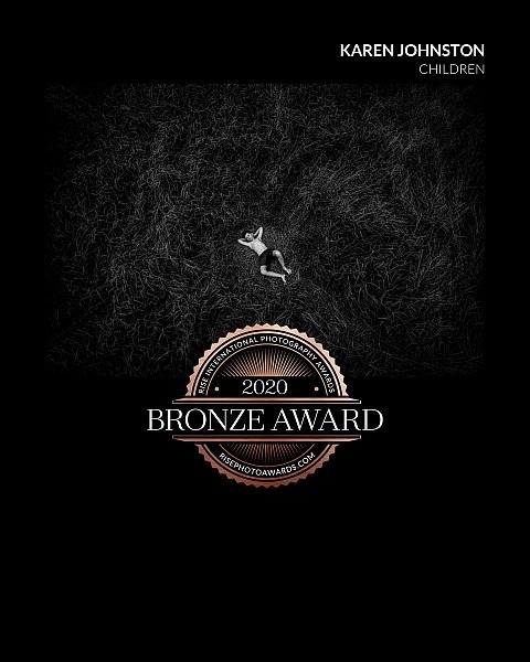 award winning children photographer, brisbane kindy photos, Logan city kindy photos, best kindy photos, natural outdoor kindy photos, Queensland Australia kindy and childcare photographer