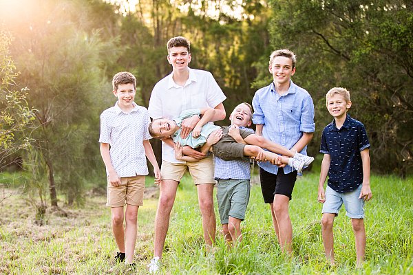 brisbane family photos, Springwood family photographer, Logan city photographer, family photos, best family photographer Queensland, brisbane kindy photos