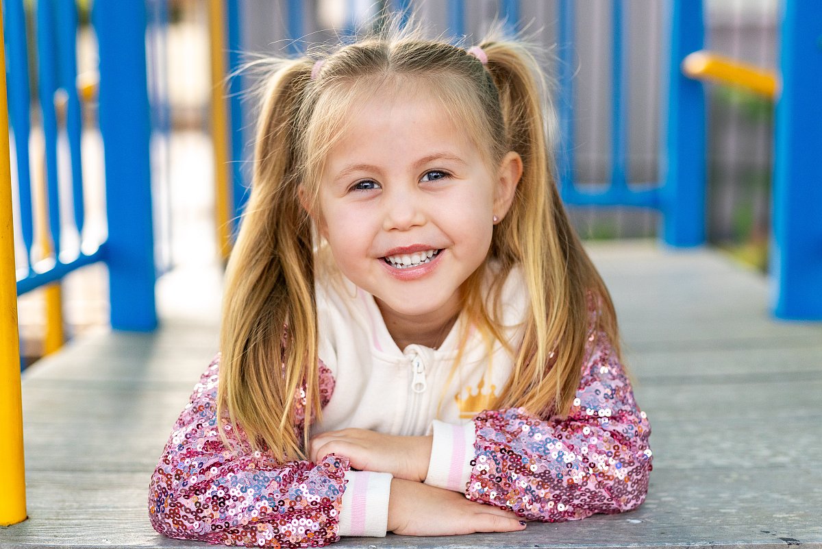 Kindy photos, kindy photography, kindy photographer, Brisbane, Gold Coast, Logan city, Redland city, Ipswich kindy photos, natural play kindy photos 